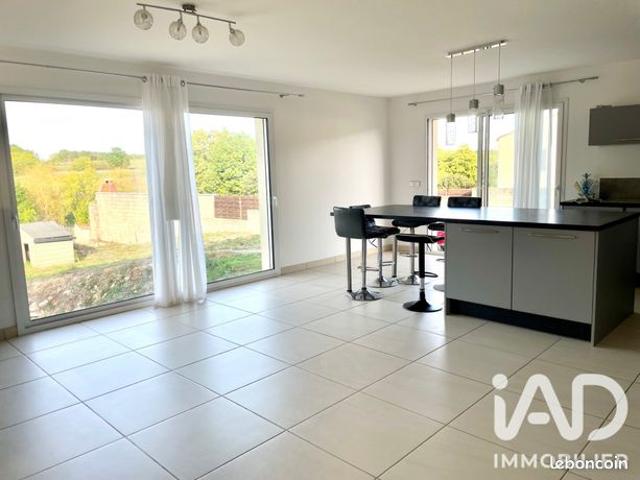 Maison vente à Roullet-Saint-Estèphe, Charente