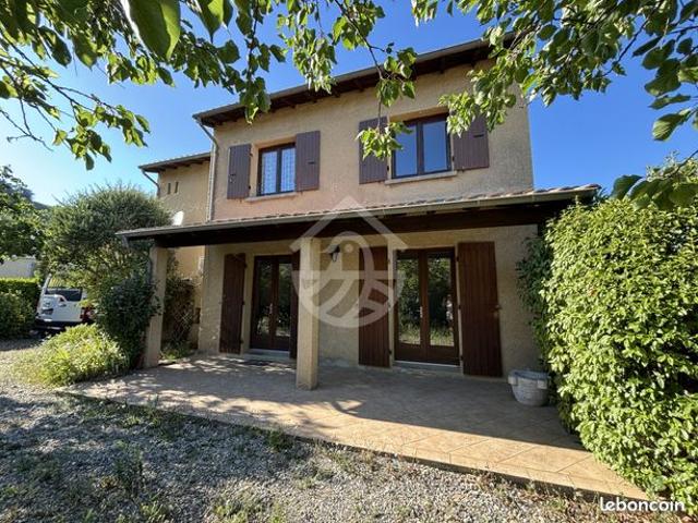 Maison vente à Cornas, Guadeloupe