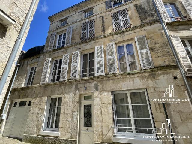 Maison vente à Fontenay-le-Comte, Fontenay-le-comte