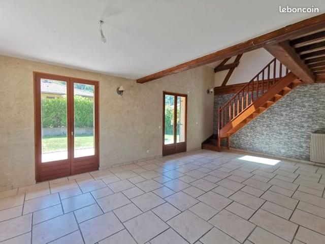 Maison vente à Nantua, Oyonnax