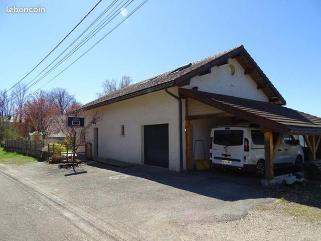 Maison vente à Saint-Claude, Etival
