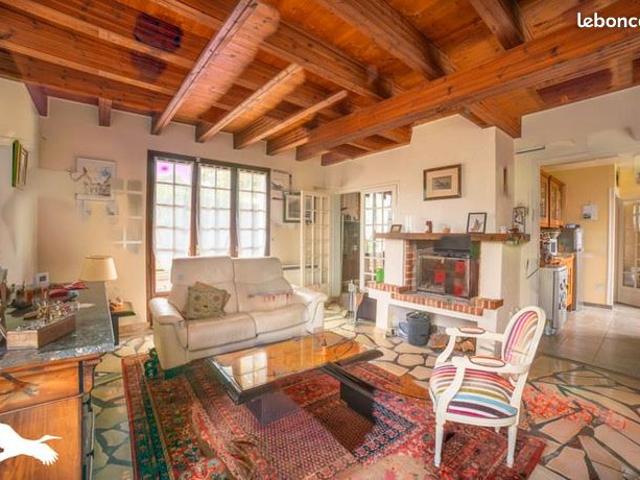 Maison vente à Fontenay-le-Comte, Vix