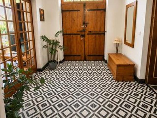 Maison vente à Limoges, Châteauneuf-la-forêt
