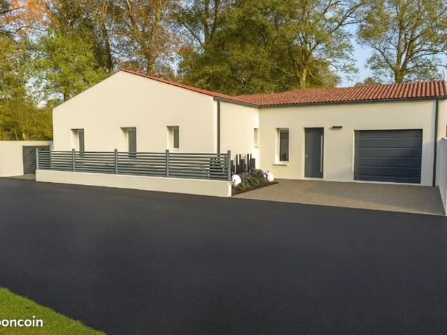 Maison vente à Fontenay-le-Comte, Chasnais