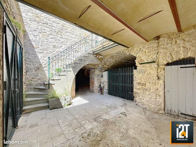 Maison vente à Alès, Cruviers-lascours