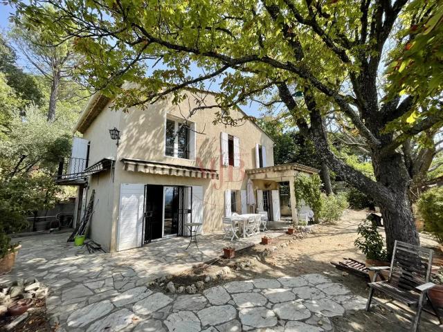 Maison location à Aix-en-Provence, Aix-en-provence