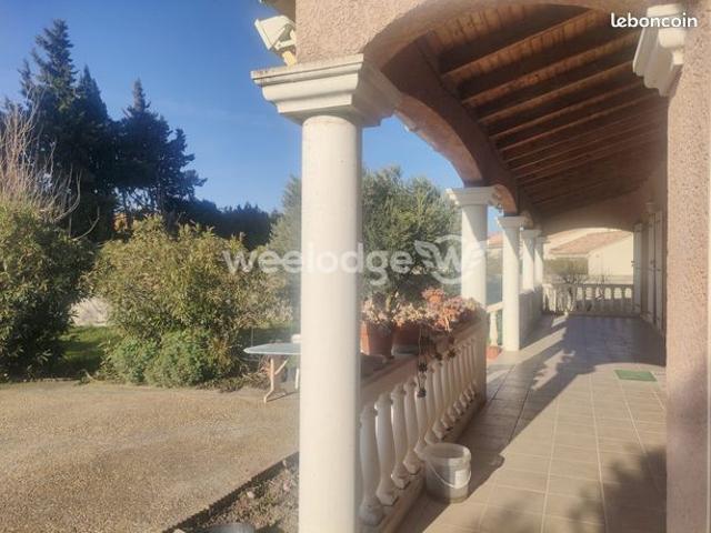 Maison vente à Arles, Cabannes