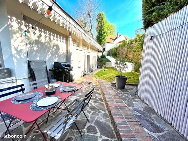 Maison vente à Versailles, La Celle-saint-cloud
