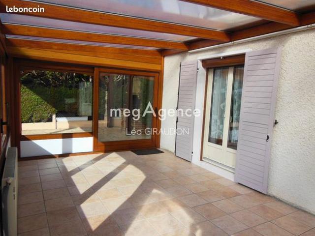 Maison vente à Bourges, Étréchy