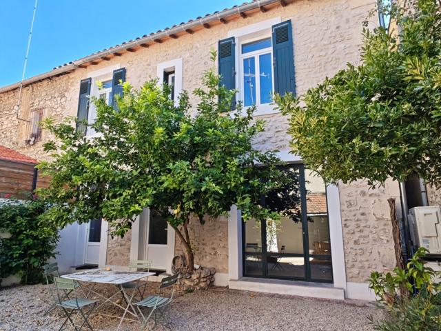 Maison vente à Arles, La Salle Les Alpes