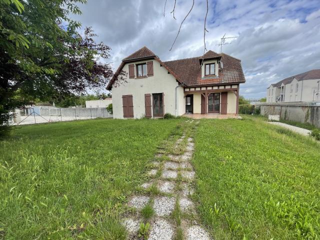 Maison vente à Saint-Julien-les-Villas, Aube
