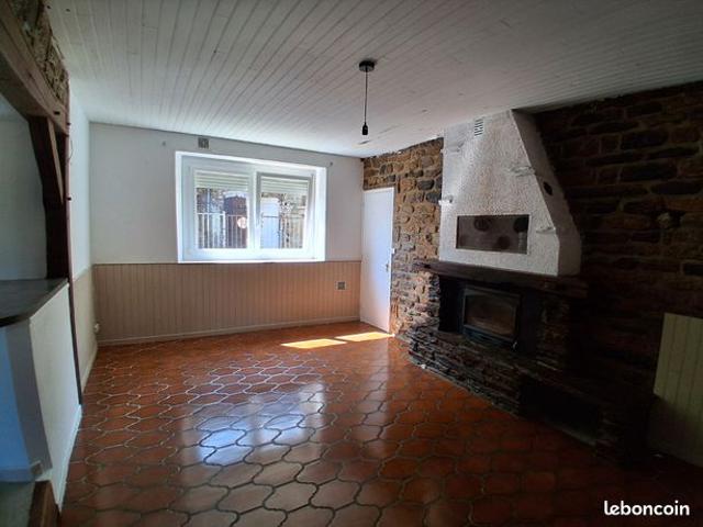 Maison vente à Charleville-Mézières, Montcornet