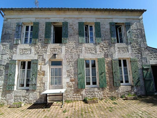 Maison vente à La Gripperie-saint-symphorien, La Jardillière