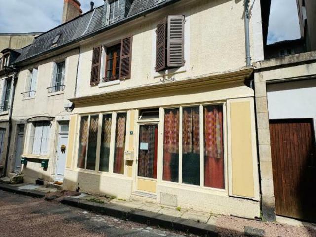 Maison vente à Cosne-Cours-sur-Loire, La Charité-sur-loire
