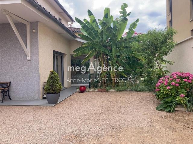 Maison vente à Bourg-en-Bresse, Jassans-riottier