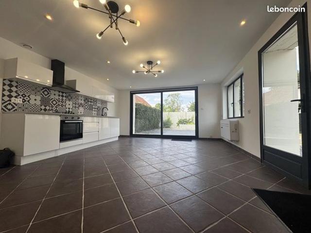 Maison vente à Cambrai, Cattenières
