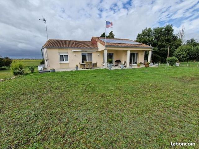 Maison vente à Châtellerault, Les Trois-moutiers