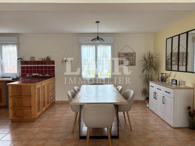 Maison vente à Mamers, Champfleur