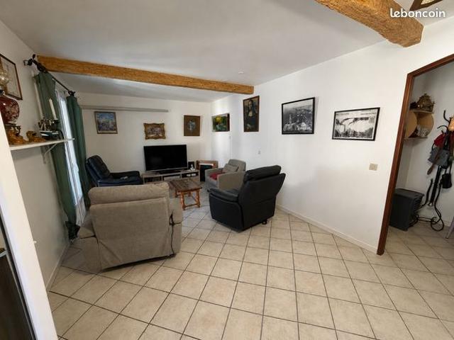 Maison vente à Arles, Bouches-du-Rhône