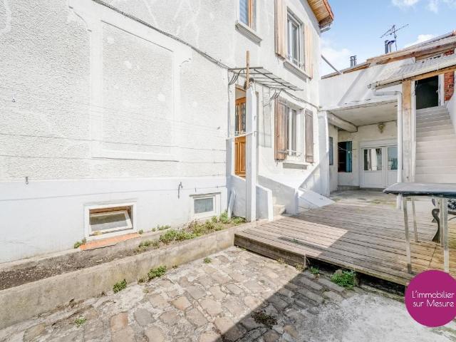 Maison vente à Solidarité - Carnot, Montreuil