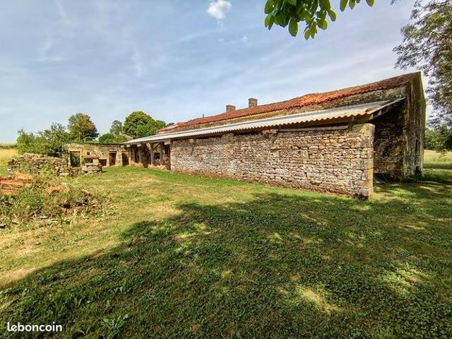 Maison vente à Fontenay-le-Comte, Saint-hilaire-des-loges