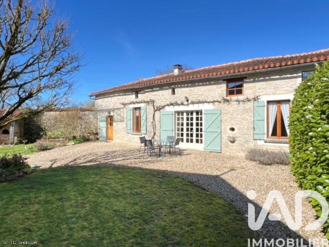 Maison vente à Confolens, Barro