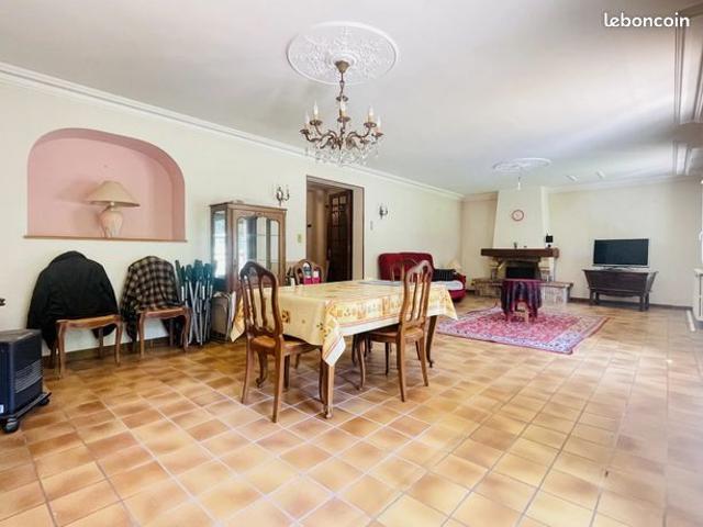 Maison vente à Confolens, Chabanais