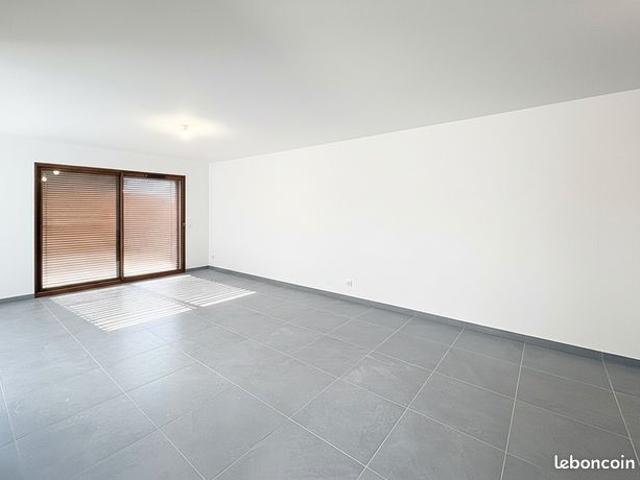 Maison vente à Bonneville, Etaux
