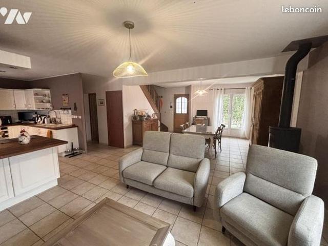 Maison vente à Vire, Roucamps