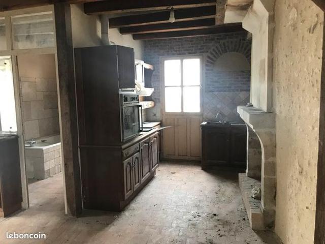 Maison vente à Loches, Ferrière-larçon