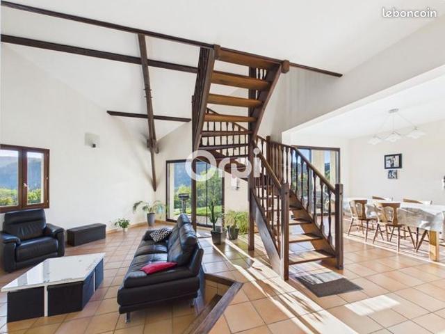 Maison vente à Viry, Jura