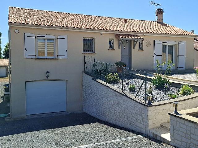 Maison vente à Châtellerault, Dangé-saint-romain