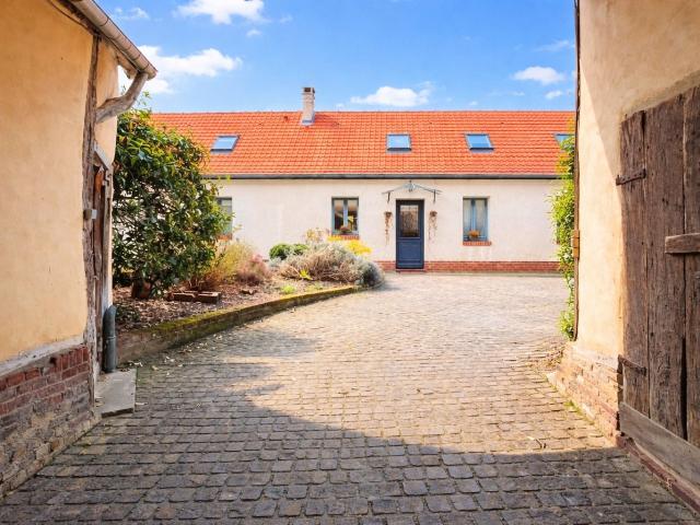 Maison vente à Amiens, Naours