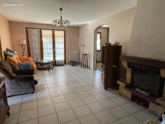Maison vente à Mont-de-Marsan, Moustey