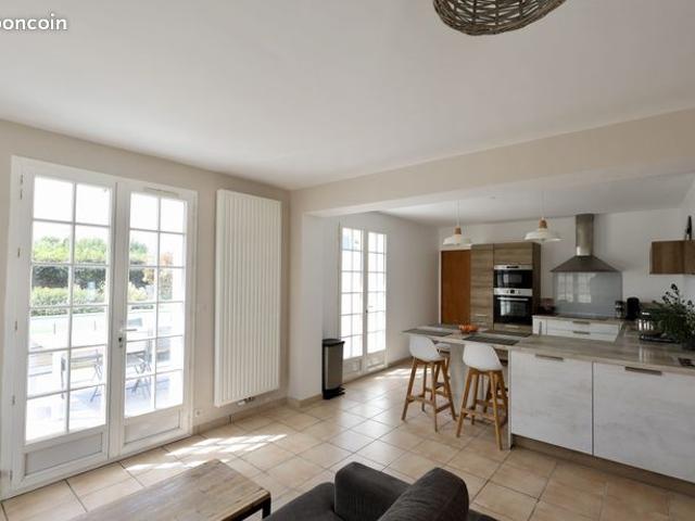 Maison vente à Rochefort