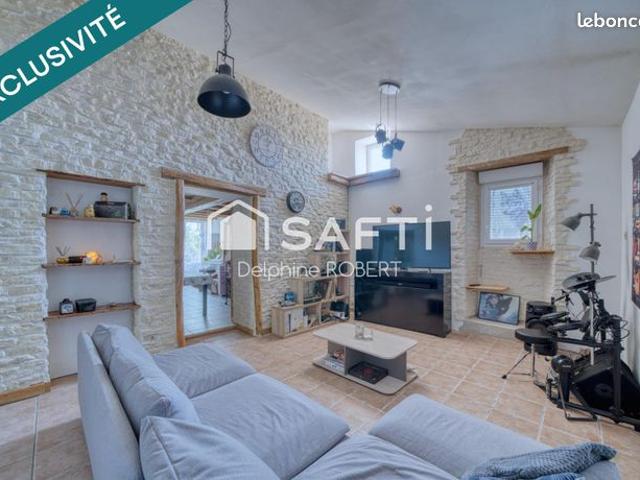 Maison vente à Saintes, Montpellier-de-médillan