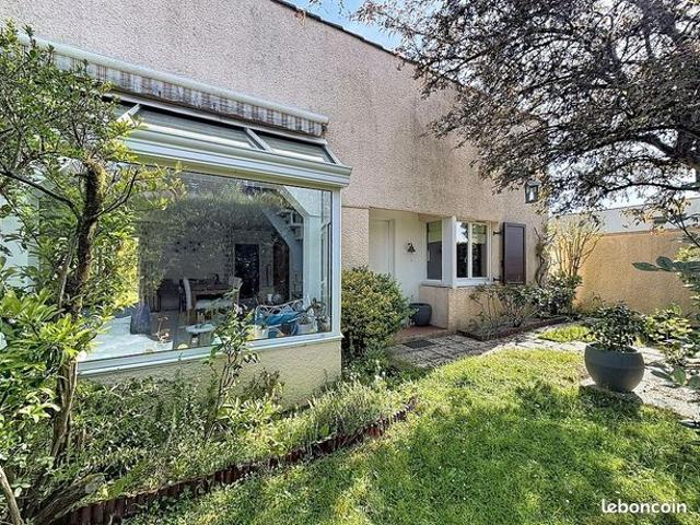 Maison vente à Rambouillet, Voisins-le-bretonneux