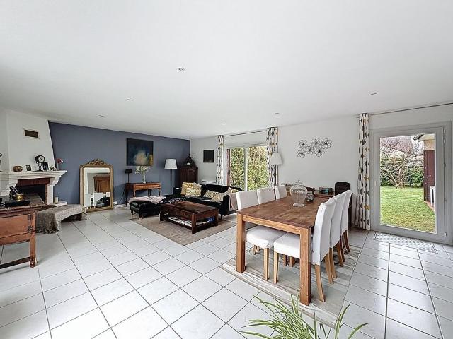Maison vente à Rambouillet, Voisins-le-bretonneux
