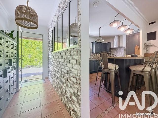 Maison vente à Arrondissement de Toulon, Signes