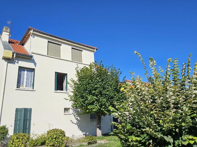 Maison vente à France métropolitaine, Clermont-ferrand