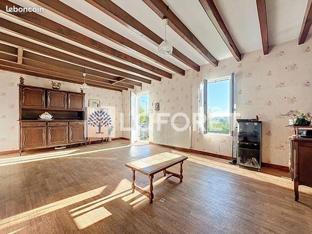 Maison vente à Bressuire, Nouvelle-Aquitaine