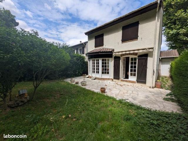 Maison vente à Versailles, Les Clayes-sous-bois