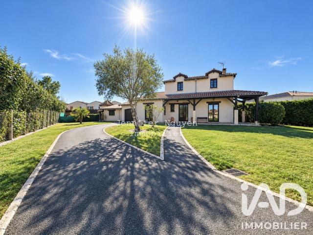 Maison vente à Les Quatre Saisons, Artigues-près-Bordeaux