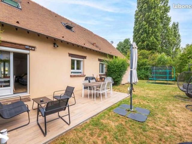 Maison vente à Rambouillet, Villiers-le-mahieu
