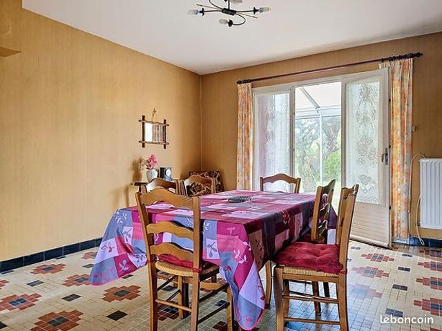 Maison vente à Fontenay-le-Comte, Velluire