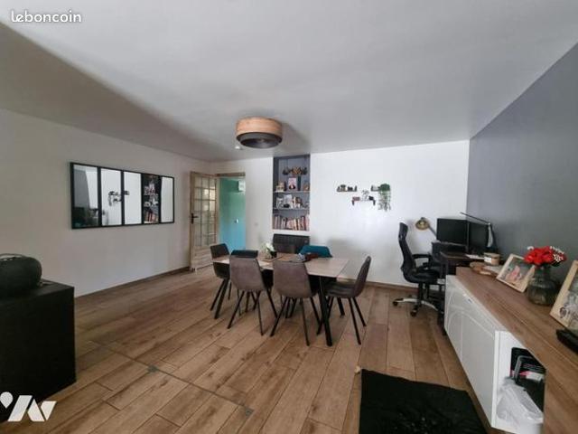 Maison vente à Lille, Illies