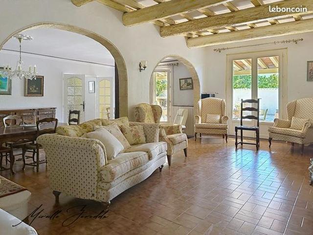 Maison vente à Nîmes, Beaucaire