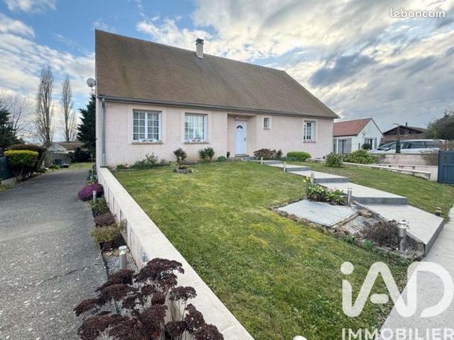 Maison vente à Melun, Crisenoy