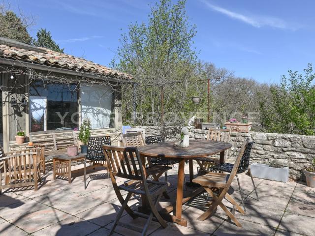 Maison vente à Lumières, Goult