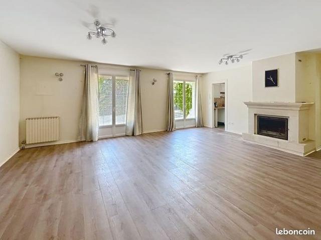 Maison vente à Bordeaux, Latresne